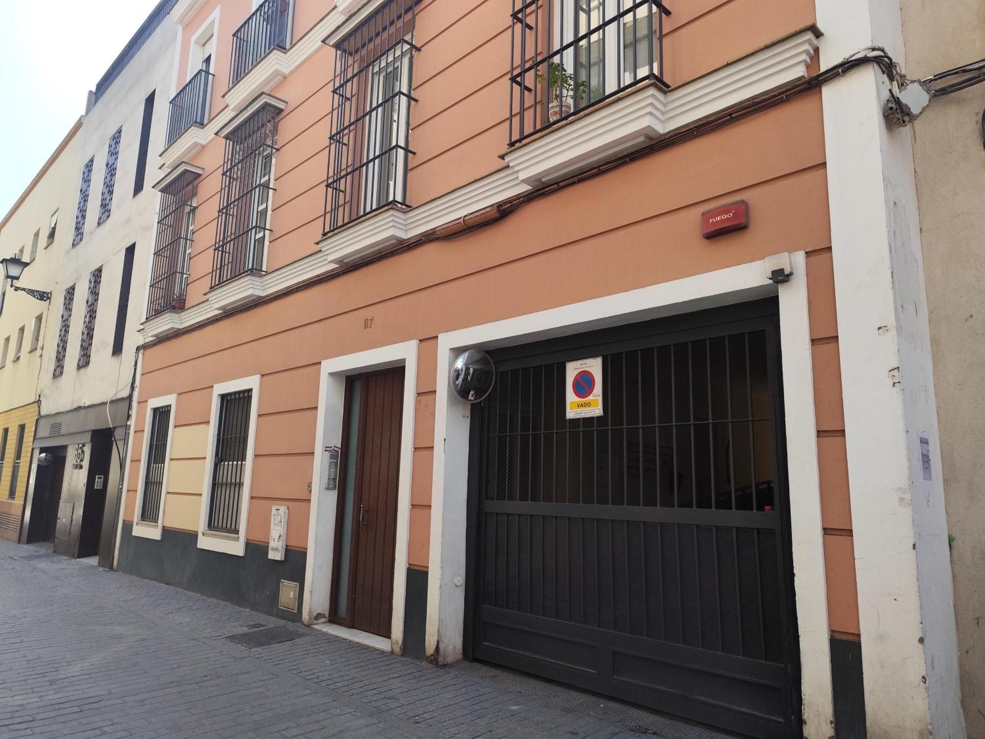 Apartamento San Luis. Plaza De Parking Gratis!!! Sevilla Bagian luar foto