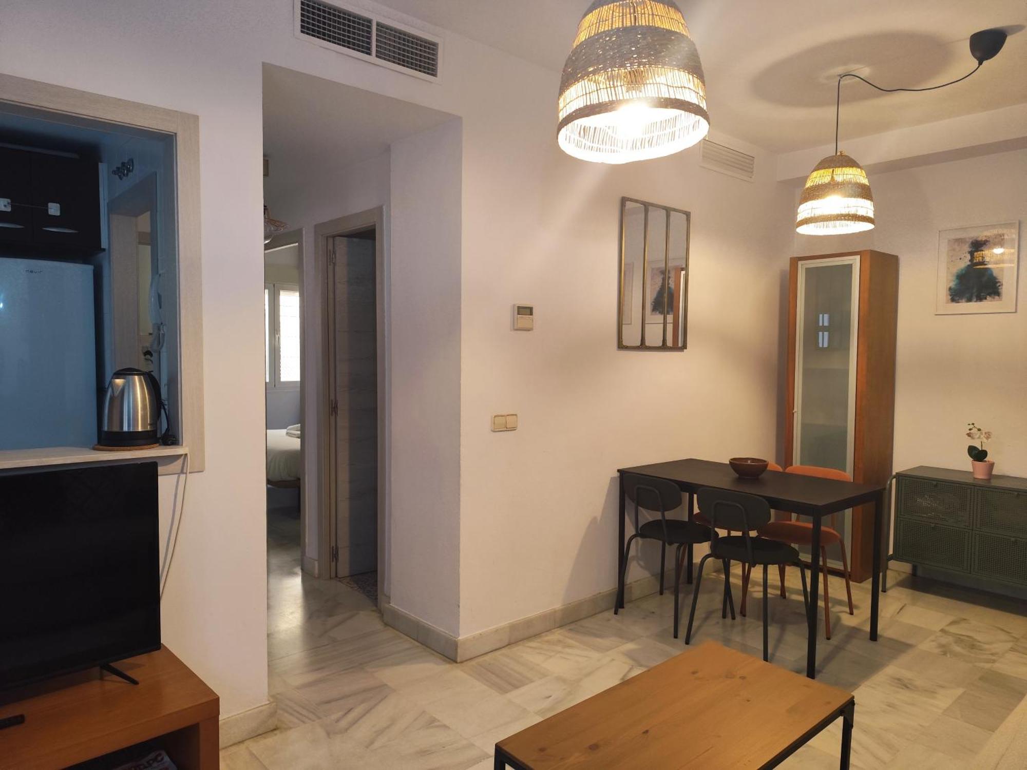 Apartamento San Luis. Plaza De Parking Gratis!!! Sevilla Bagian luar foto